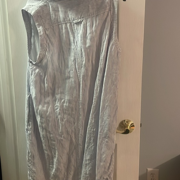 Vineyard Vines 16 dress - Picture 2 of 2